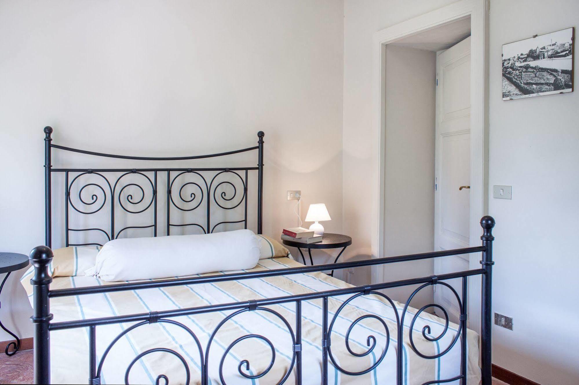 Casa La Viola Blu Bed & Breakfast Cernobbio Exterior photo
